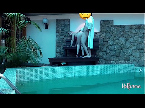 ❤️ Bos menjemput pembantu rumah ke kolam, tetapi tidak dapat menahan panas ❤ Lucah pada kami ms.shufflesex-com.ru ❌